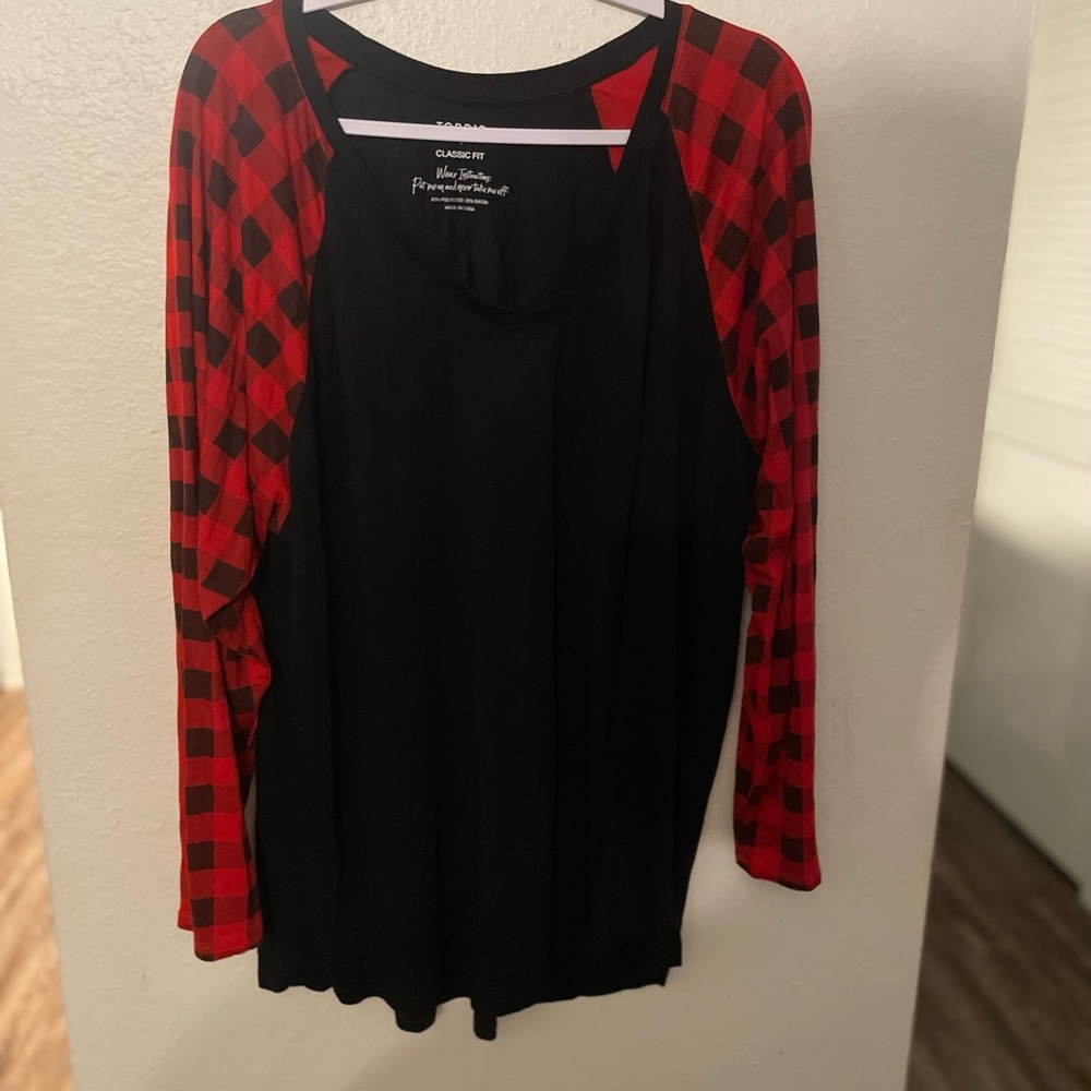 Torrid Black and Red Plaid Raglan Top